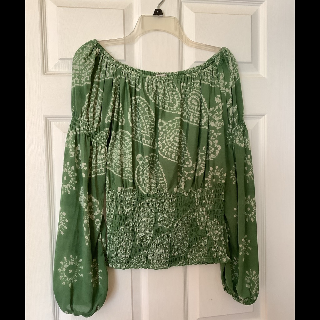 Frox Pullover Blouse/Top